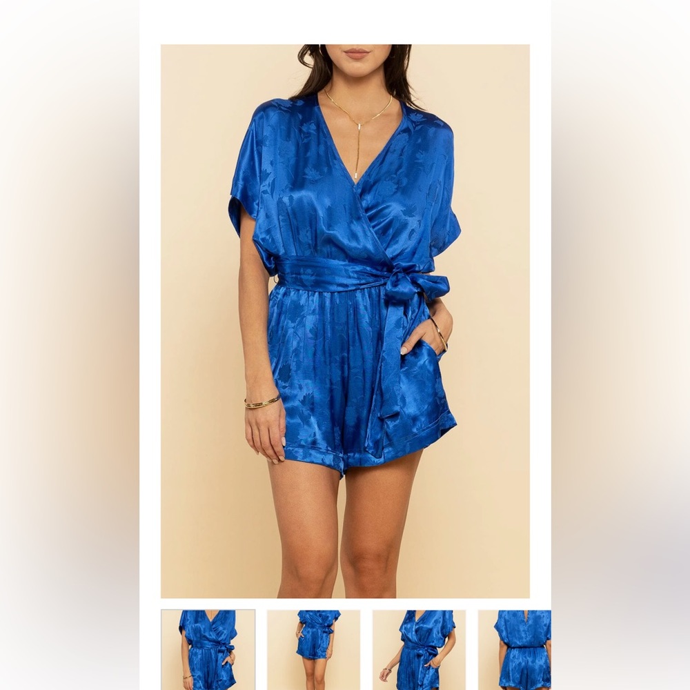 NWT Shore Willlow romper in blue crush size small